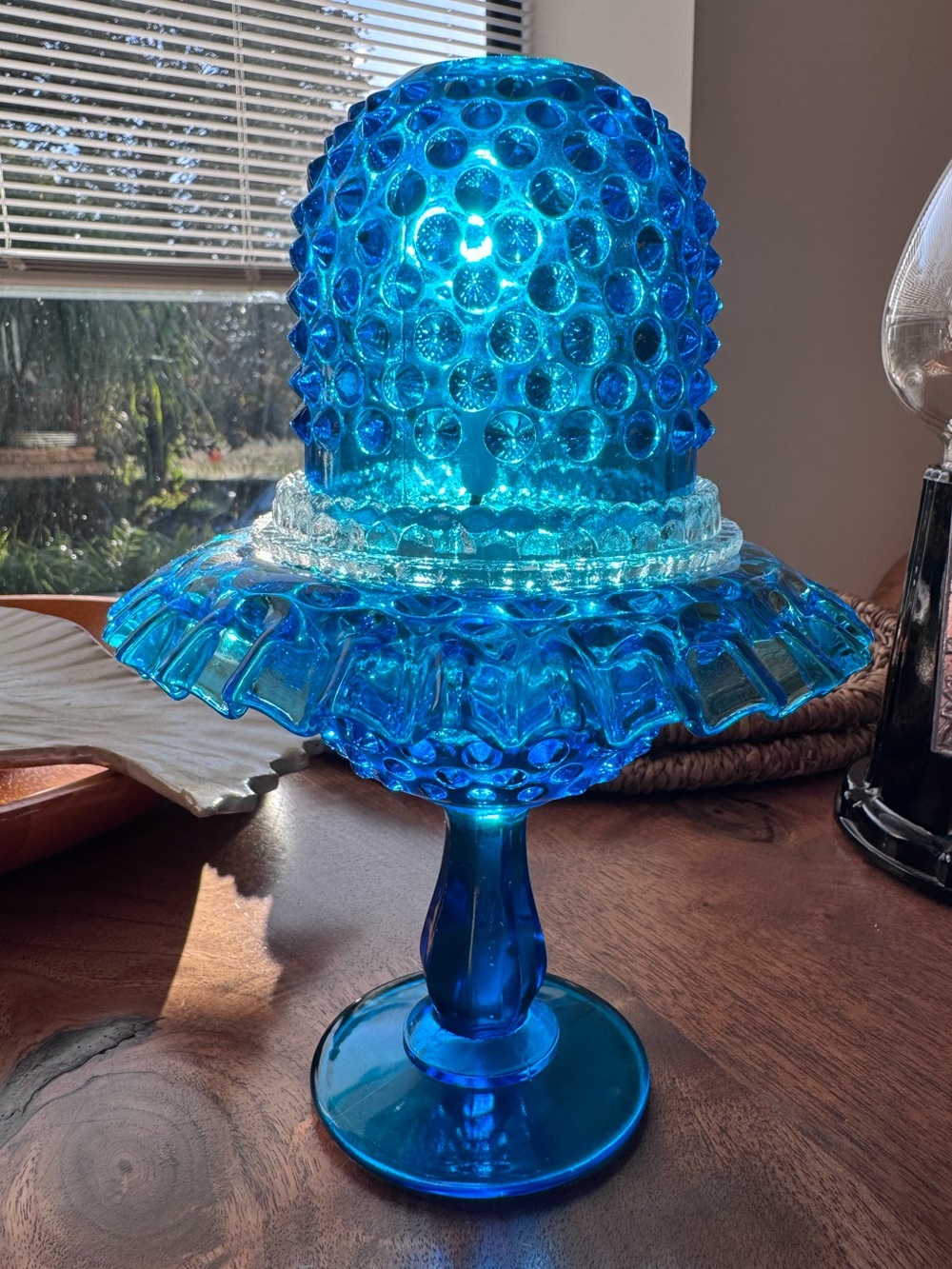 VINTAGE Fenton Colonial Blue Hobnail 3 Piece
Pedestal Fairy Lamp (Mint Condition